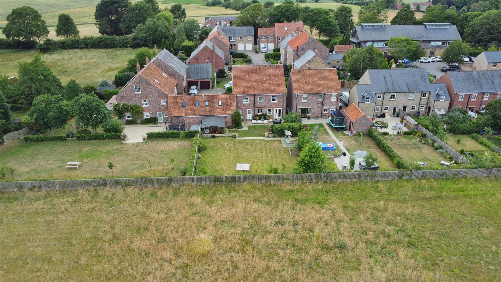 Monckton Rise, South Newbald